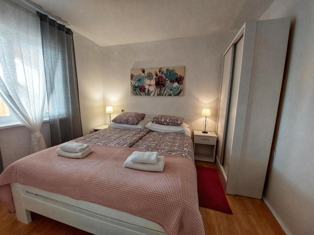 Apartments Dumic ツリクヴェニツァ エクステリア 写真