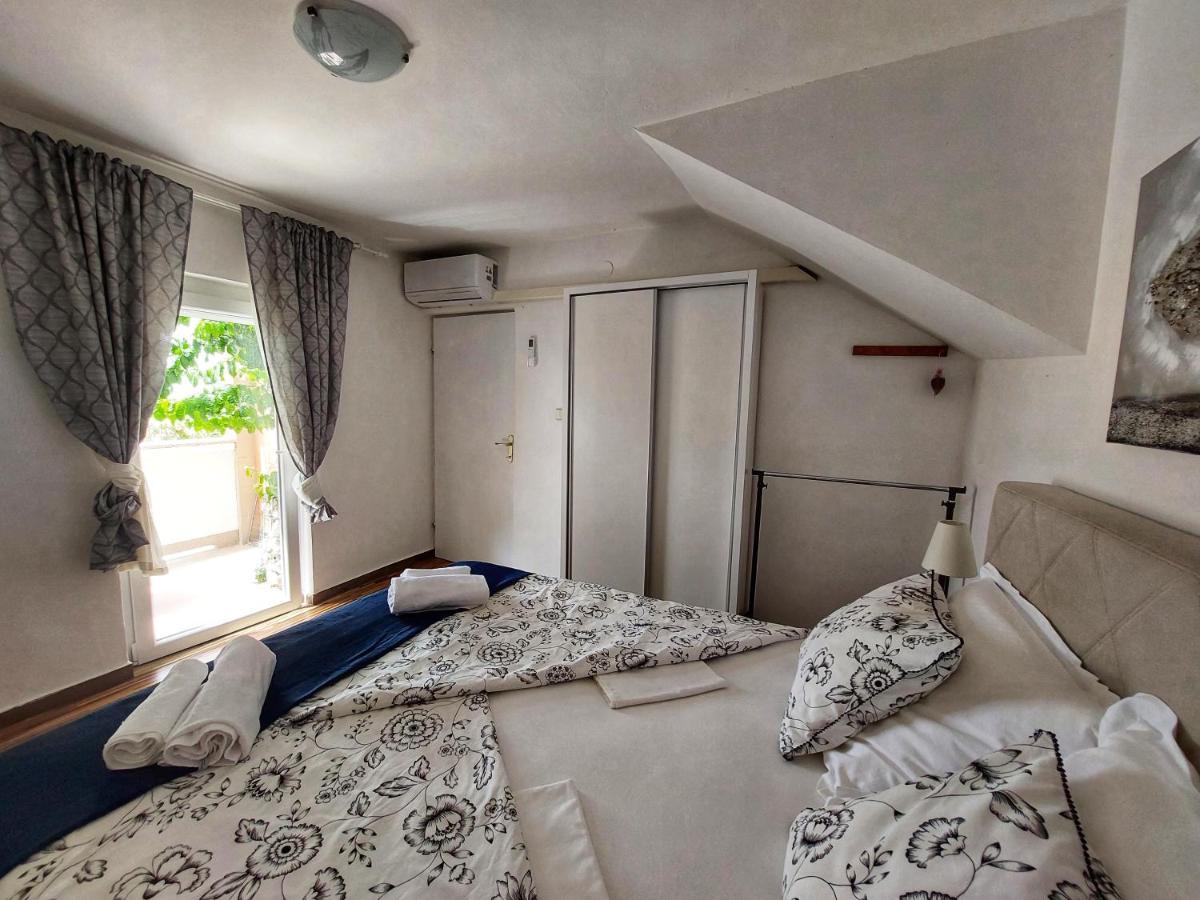 Apartments Dumic ツリクヴェニツァ エクステリア 写真