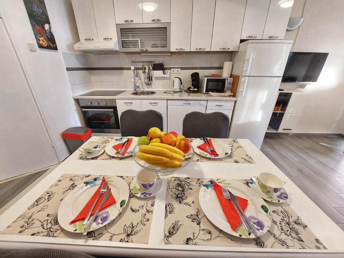 Apartments Dumic ツリクヴェニツァ エクステリア 写真
